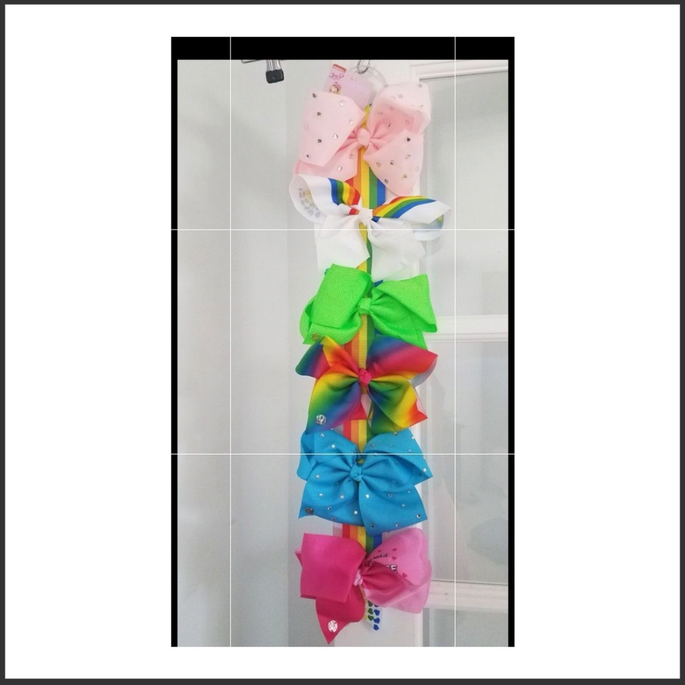 Girl's Jojo Siwa Bows NWT. Set of 6